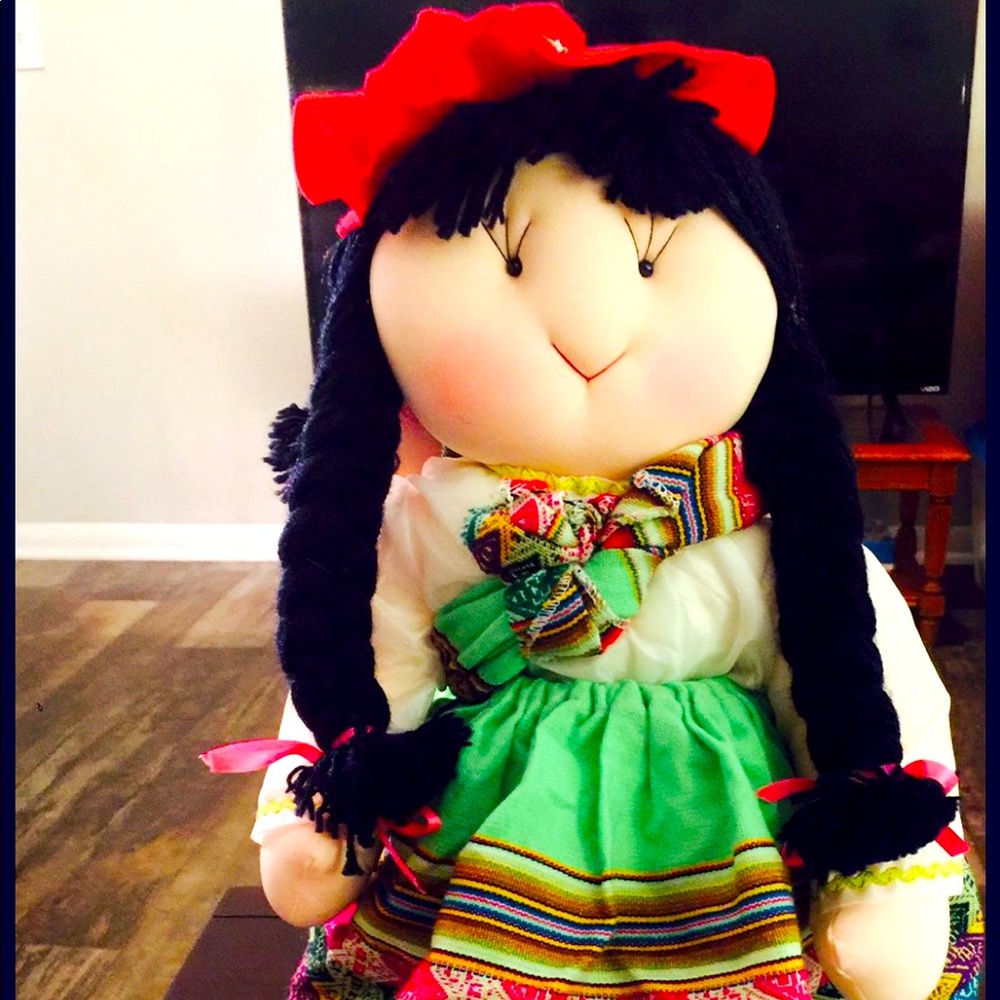 Hand Made Peruvian Cultural Doll.